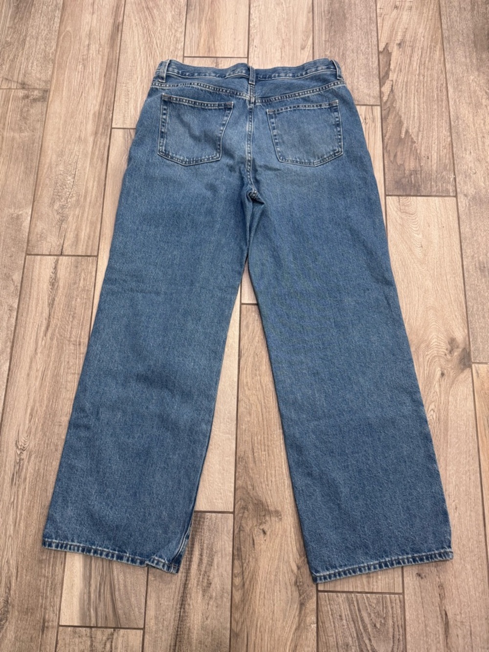 Uniqlo Women's Wide-Leg Straight Jeans - Medium Blue - Picture 2 of 2